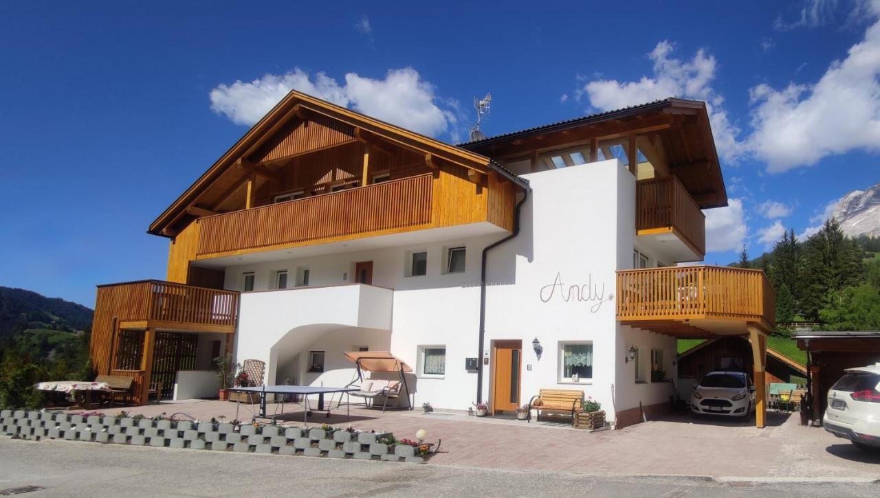Ciasa Andy Lägenhet Badia  Exteriör bild